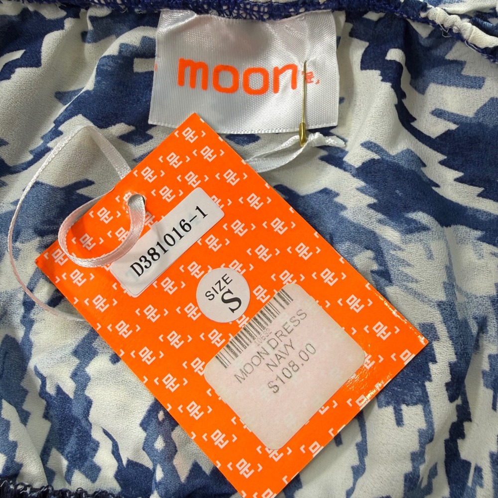 Moon Collection Blue and White Printed Maxi Dress - Picture 11 of 12